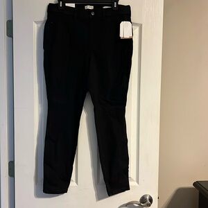 Wonderly Black 10P Pull on Jeggings